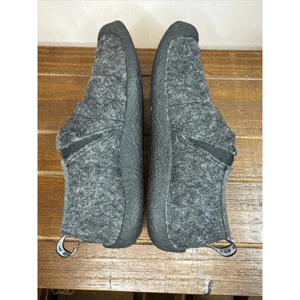 Keen Howser II Womens Shoes‎ Sz 6 Casual Gray Felt Black Slip On Comfortable